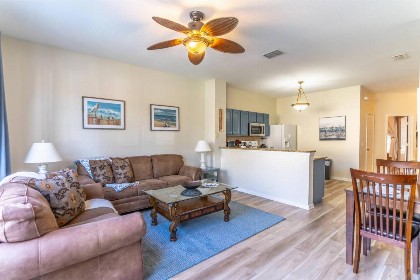 2582 Windsor Hills - image 2