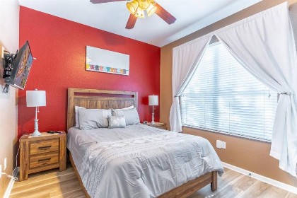 2582 Windsor Hills - image 28