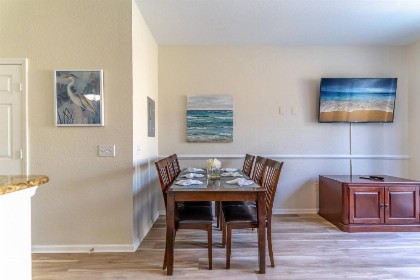 2582 Windsor Hills - image 42