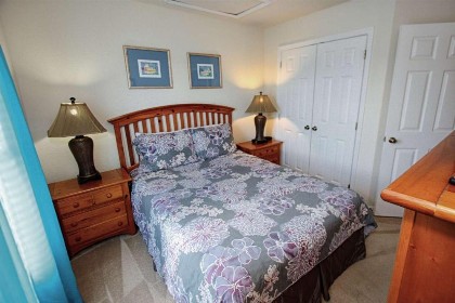 2633 Trafalgar Village - image 17