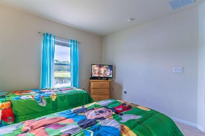 2633 Trafalgar Village - image 45
