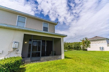 2633 Trafalgar Village - image 48