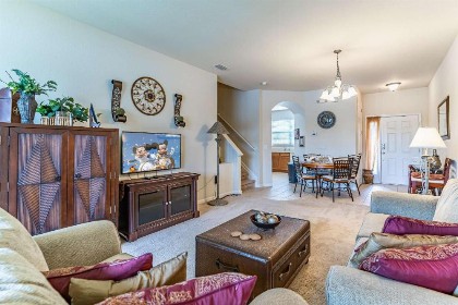 2633 Trafalgar Village - image 5