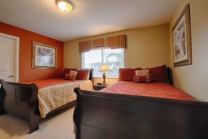 2540 Windsor Hills - image 10