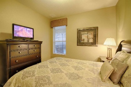 2540 Windsor Hills - image 7
