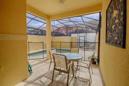 8960 Paradise Palms - image 37