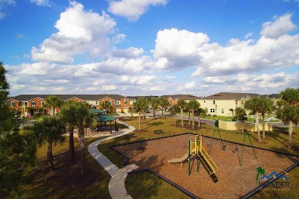 Four Bedrooms Townhome 5117 - image 6