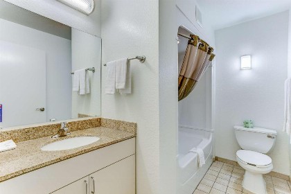 Studio 6-Kissimmee FL - Orlando - image 5