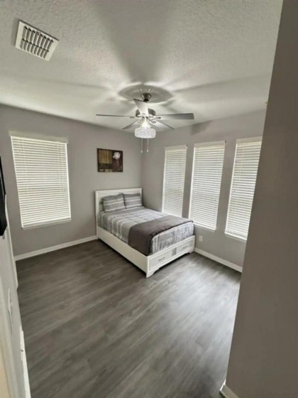 Elegant Brand NEW Houses Less 10 Minutes from Disney - image 11