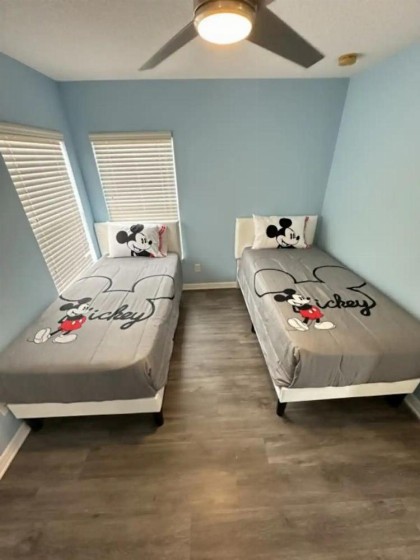 Elegant Brand NEW Houses Less 10 Minutes from Disney - image 13