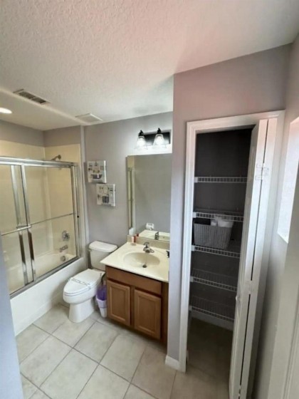 Elegant Brand NEW Houses Less 10 Minutes from Disney - image 8