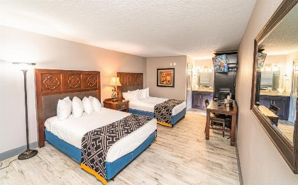 Sunshine Inn - image 19