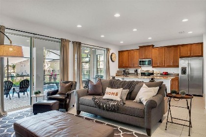 Elegant 5BD at Encore Resort - image 1