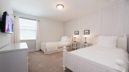 Elegant 5BD at Encore Resort - image 4