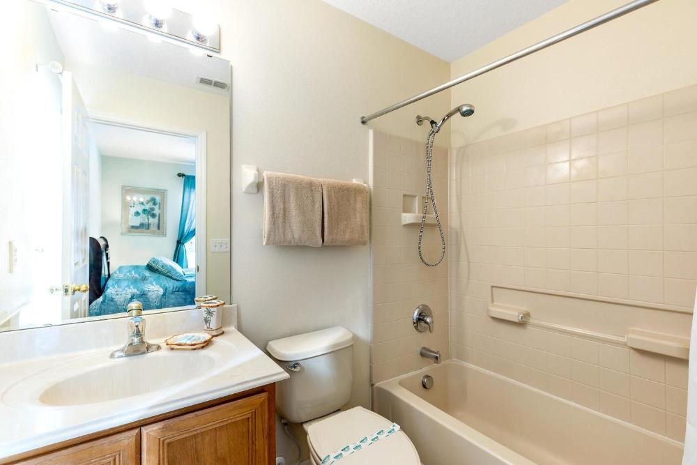 5 BR Emerald Island Villa Mins from Disney South Facing Pool Huge Corner Lot! - image 7