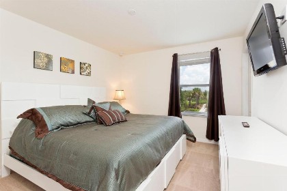 Luxury Resort Vacation Townhouses and Condos - image 11