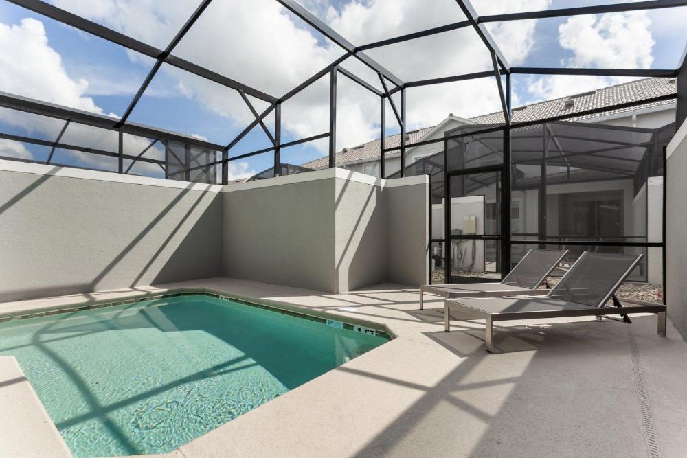 Luxury Resort Vacation Townhouses and Condos - image 6