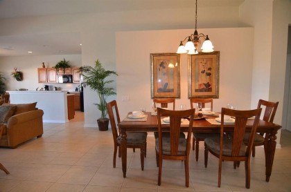 Five-Bedroom Villa 7783 - image 5