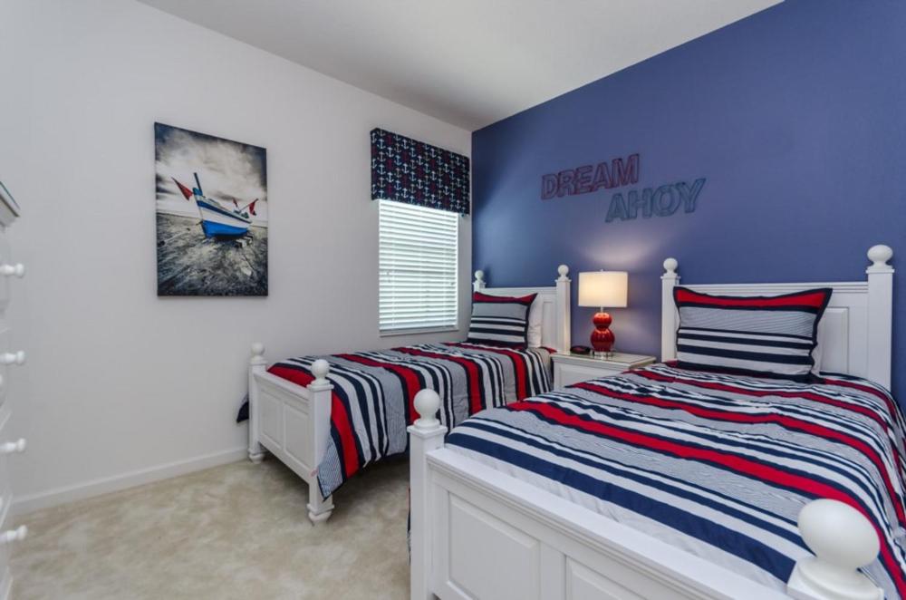 Eight-Bedroom Villa 498 - image 6