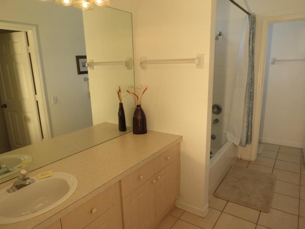 4 Bedroom Formosa Area Home - image 7