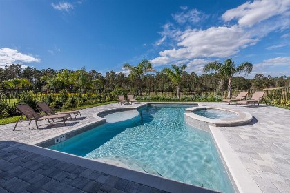 Striking Home with Loft Area & Games near Disney - 7728F - image 1