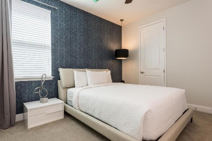 Striking Home with Loft Area & Games near Disney - 7728F - image 10