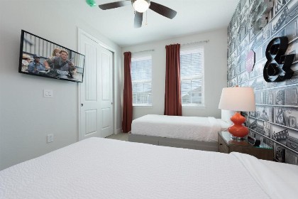Striking Home with Loft Area & Games near Disney - 7728F - image 11