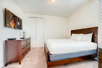 Spacious Home with Water Park Access near Disney - 7501M - image 6