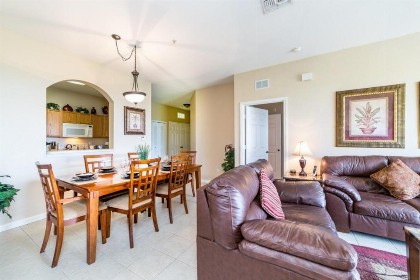 Windsor Hills Home 1282 - image 7