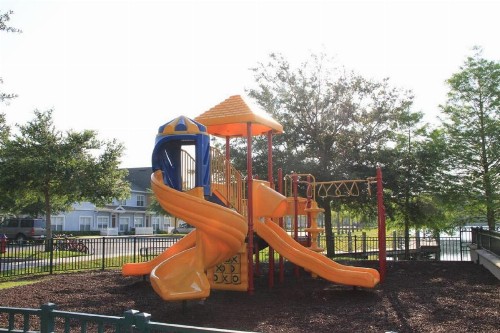 Beautiful 3 Bedroom Townhouse near Walt Disney World - image 1