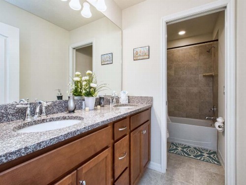 Windsor at Westside-6 Bedrooms House w/pool-3721WW - image 4