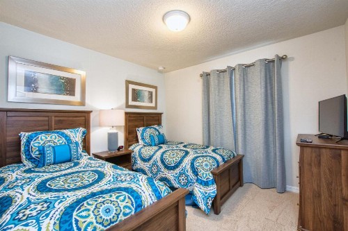 Windsor-5 Bed Townhouse w/splashpool-3804WW - image 11