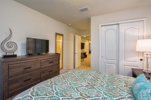 Windsor-5 Bed Townhouse w/splashpool-3804WW - image 8