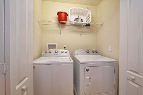 Windsor-5 Bed Townhouse w/splashpool-3811WW - image 26