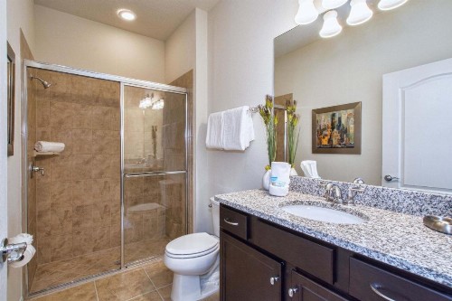 Windsor-5 Bed Townhouse w/splashpool-3811WW - image 7