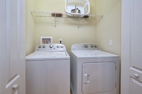 Windsor-4 Bed Townhouse w/splashpool-3812WW - image 10