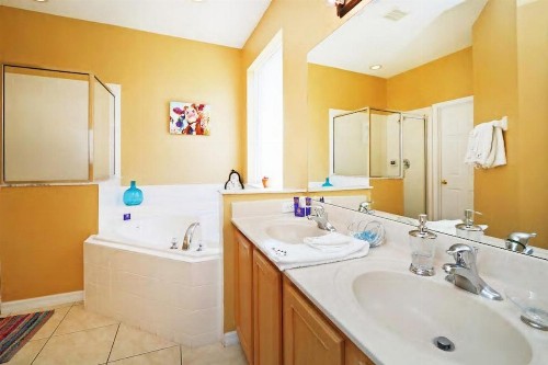 Aquamarine Hideaway - image 11