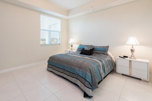 Beautiful 3 bedroom condo - Storey Lake - image 10
