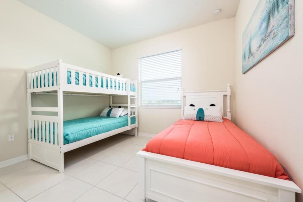 Beautiful 3 bedroom condo - Storey Lake - image 6