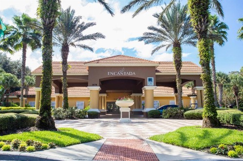 Four Bedroom w/ Pool Close to Disney 8570 - image 3
