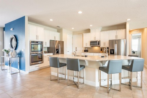 Vivid Home with Theater & Themed Room near Disney - 7662F - image 9