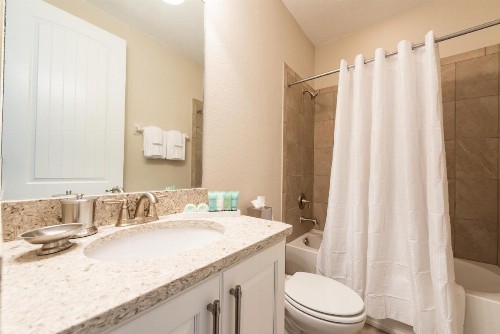 Vivid Home with Theater & Themed Room near Disney - 7662F - image 6