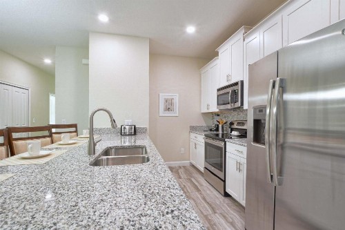 Storey Lake-5 Bedroom Townhouse w/Splashpool-1617ST - image 27