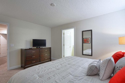 Storey Lake-5 Bedroom Townhouse w/Splashpool-1617ST - image 28