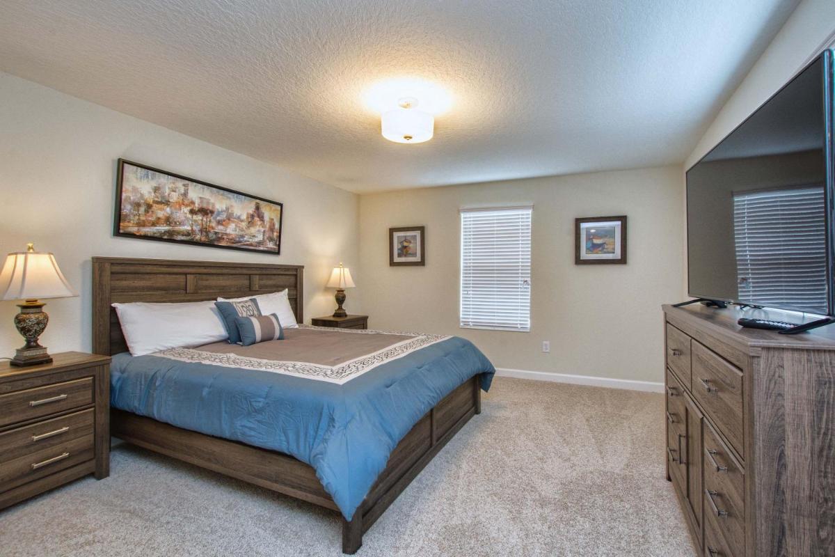 Storey Lake- 5 Bedroom Pool Home- 1661ST - image 2
