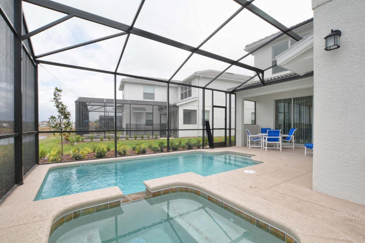 Storey Lake- 5 Bedroom Pool Home- 1661ST - image 6