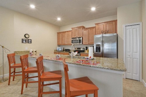 Storey Lake-4 Bedroom Townhome w/Splashpool-1610ST - image 10
