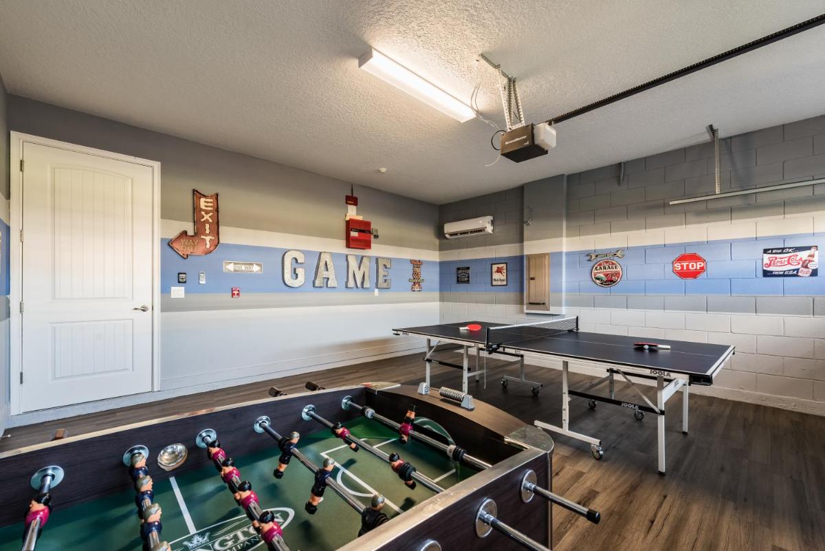 Striking Home with Games & Outdoor Kitchen near Disney - 2003 - main image