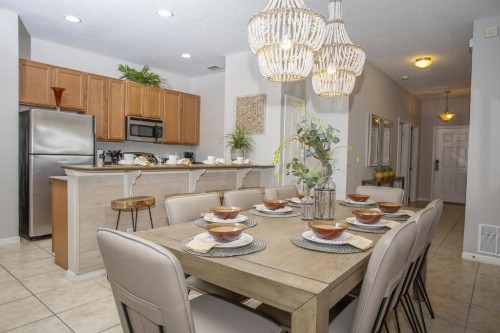 Brand new 5 bed villa - Paradise Palms - image 12