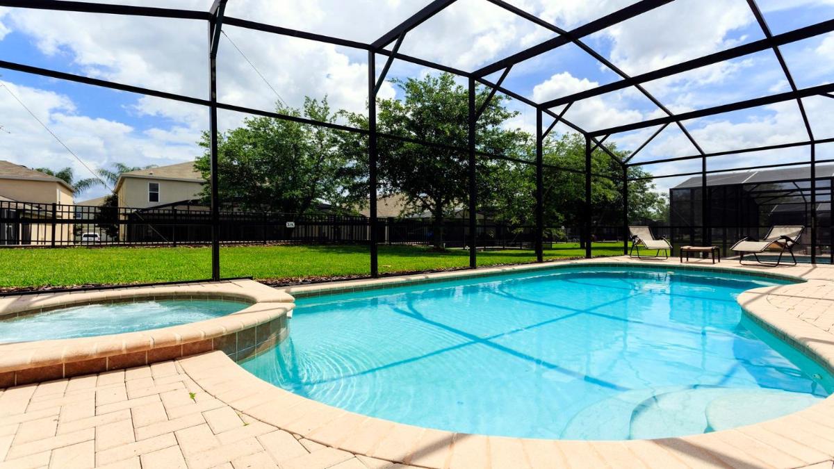 Windsor Hills 6 Bedrooms Pool Villa 2.5 miles to Disney - 2607DS - image 3